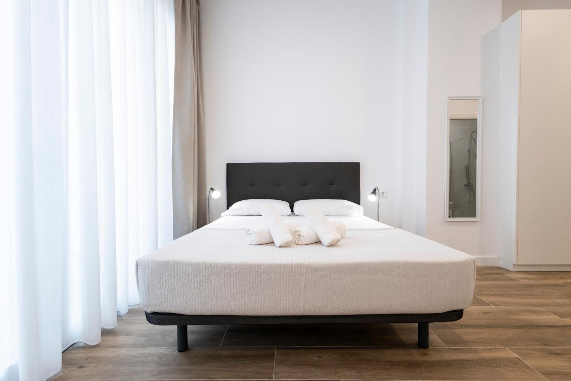 La Casa De La Pintora By Concept Flats Apartment Valencia Ngoại thất bức ảnh